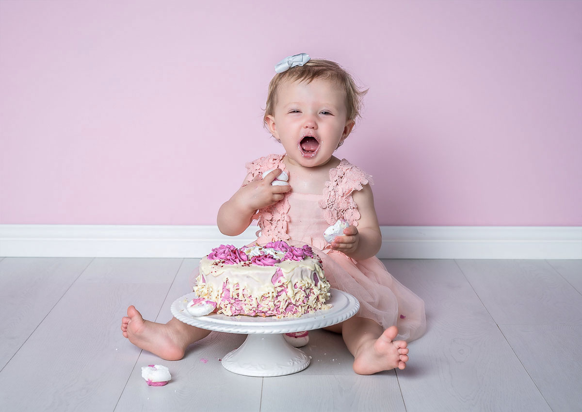 Connect Photography | cake-smash photography | Runcorn